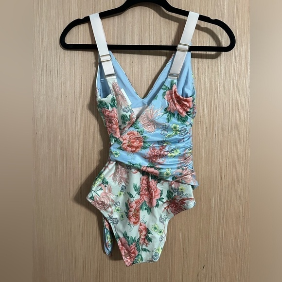 We Are HAH Wrap It Up One Piece Swimsuit, Size XS (v) - Picture 6 of 8